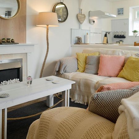 Вилла The Loft Amlwch Экстерьер фото